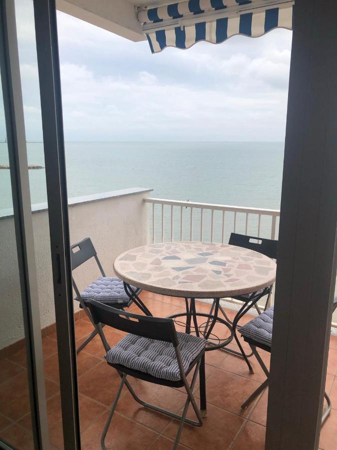 Sant Carlos de la Ràpita Apartamento En Primera Linea De Mar מראה חיצוני תמונה